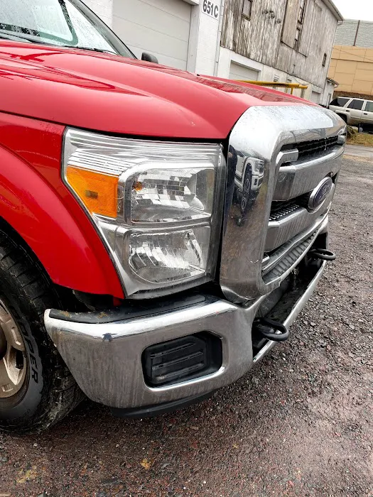 Wreck-A-Mend Paintworks LLC 4