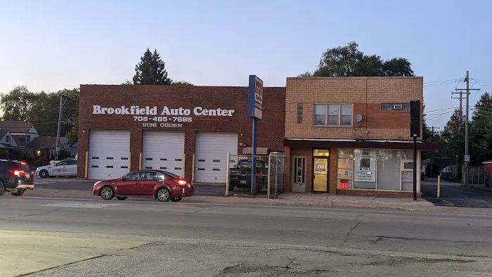 Brookfield Auto Center 0