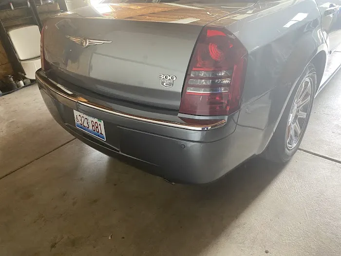 CARSTAR Scola's Collision Center 5