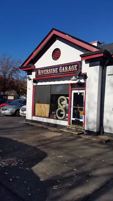 Riverside Garage 0