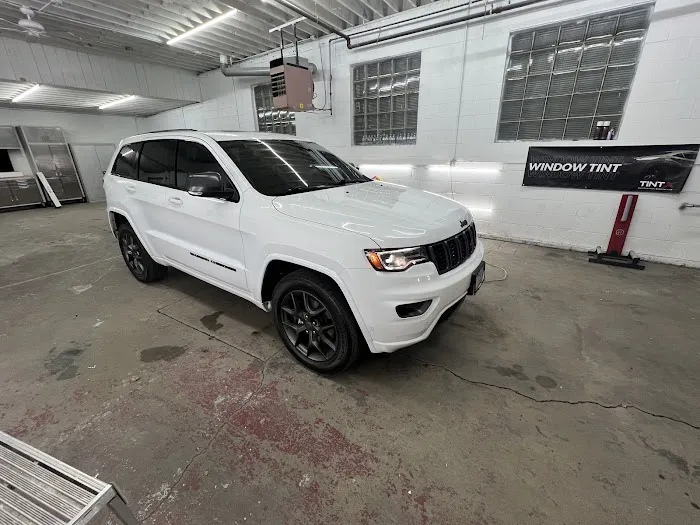 JNL TINT 4