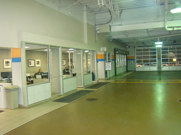 Quick Lane at Zeigler Ford of North Riverside 5