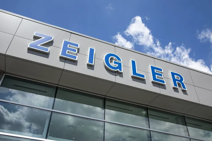 Zeigler Ford of North Riverside Service Department 0