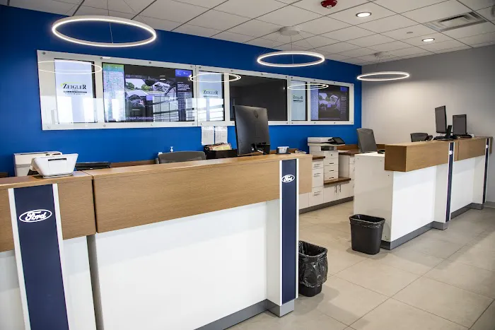 Zeigler Ford of North Riverside Service Department 8