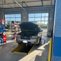 Strickland Brothers 10 Minute Oil Change