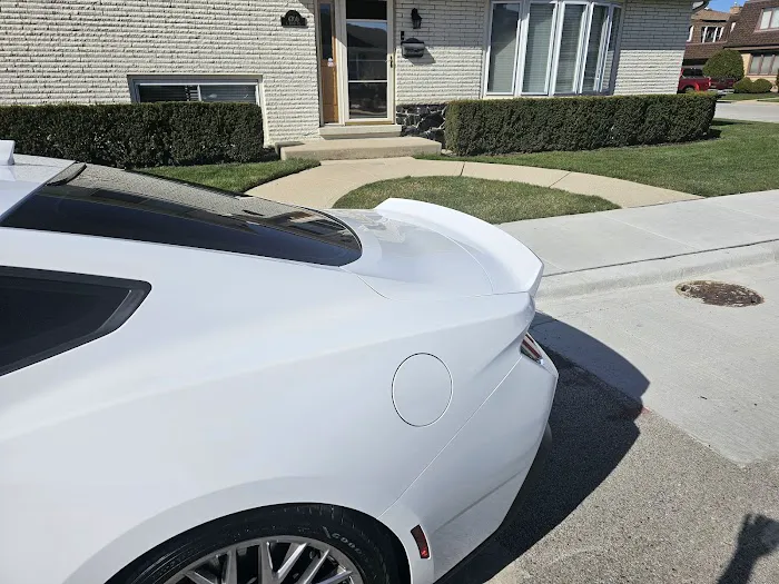 M & V Auto Body & Sales Inc 0