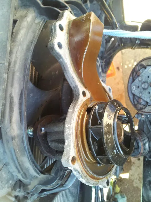 Ivan Auto Care 0