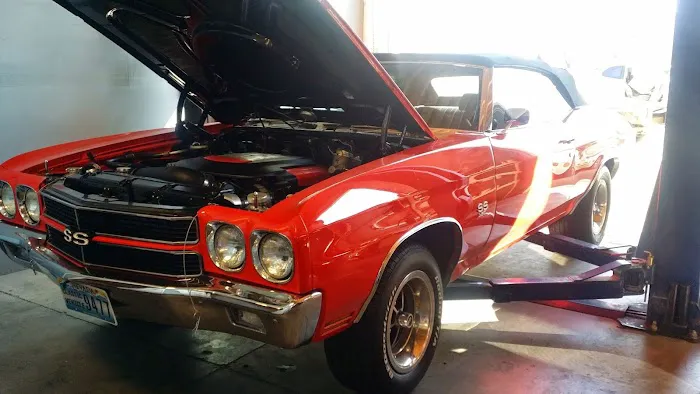 Johnny D's Auto 8