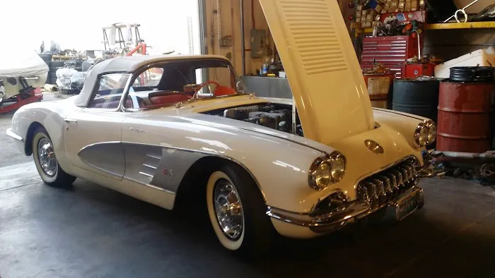 Johnny D's Auto 7