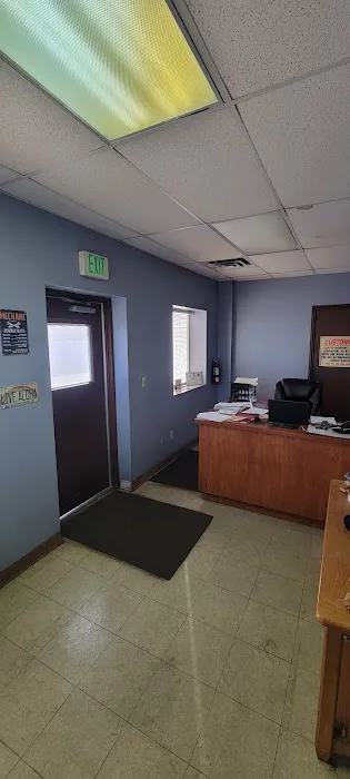 Akamai Automotive Mechanic Shop 4