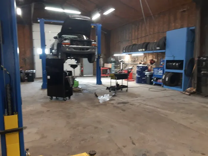 M & W Auto Solutions LLC. 4