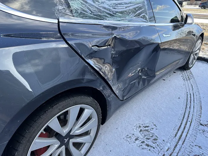 M Work Auto Body Toledo 2