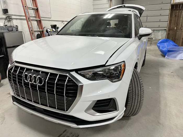 M Work Auto Body Toledo 8