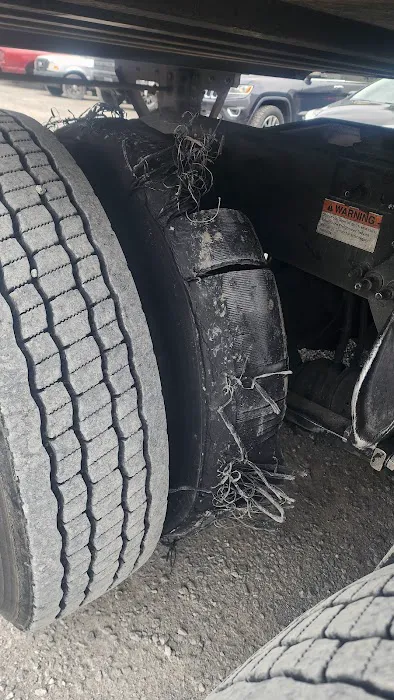Gahr's Truck and Tire Service 6