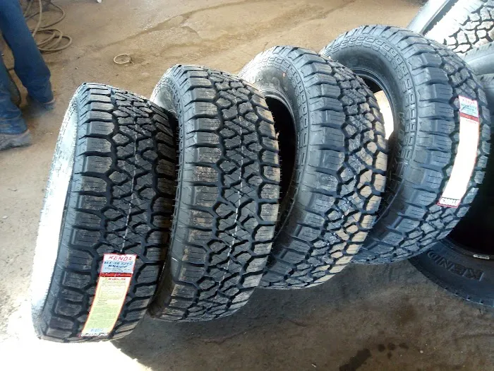 Gahr's Truck and Tire Service 3