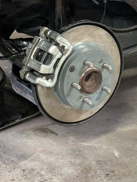 Ariel Motor Service LLC 6