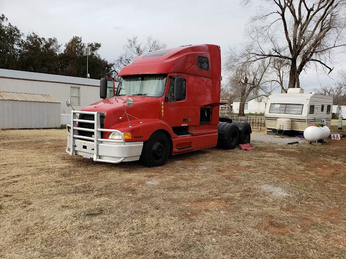 Dave's Tristate Truck Service 8