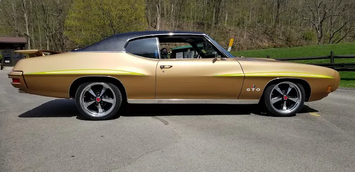 Paul's Auto Body 1