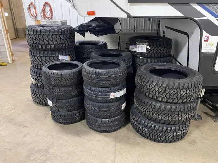 Wheel and Tire Shop 7