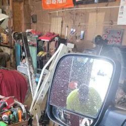 Jr,s Garage and repair shop ico