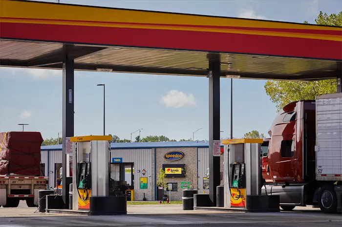 Speedco Truck Lube and Tires 1