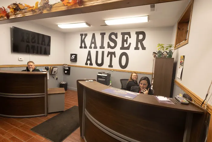 Kaiser Auto South 9
