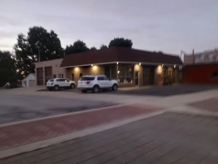 Garoutte's Auto & Truck Center 2