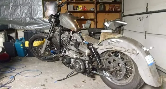 B & T Body Shop 0