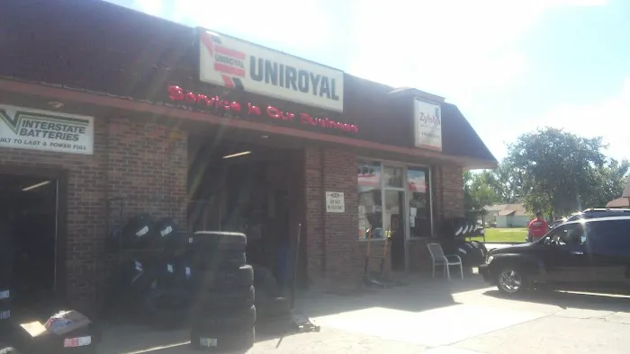 Zylstra's Tire 0