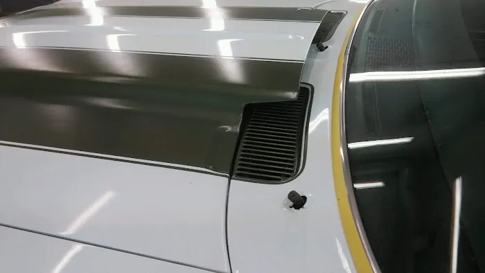 Hudson's Garage & Body Shop 1