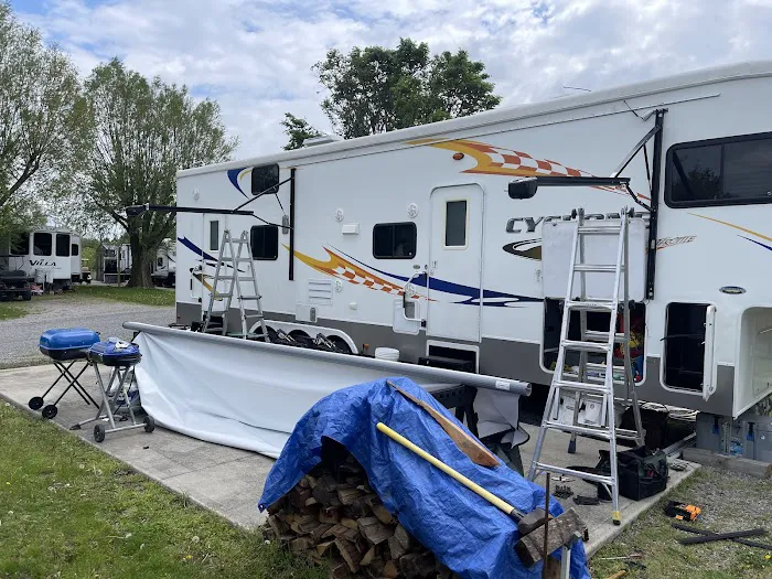 Quick-N-Out RV Services 8