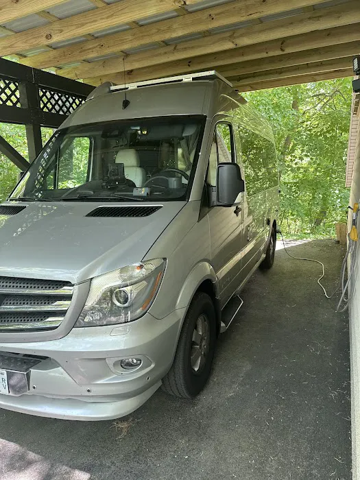 Quick-N-Out RV Services 7