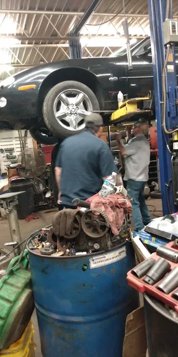 Motorcar Specialist 2