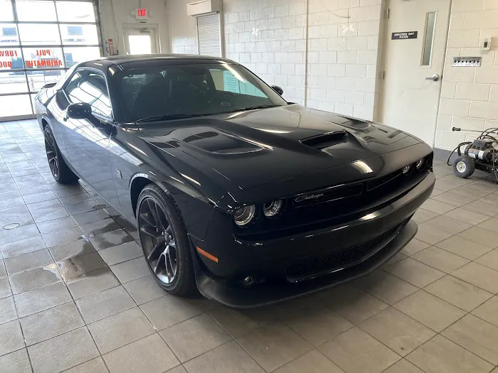 LaFontaine Collision Center & Body Shop of Lansing 1