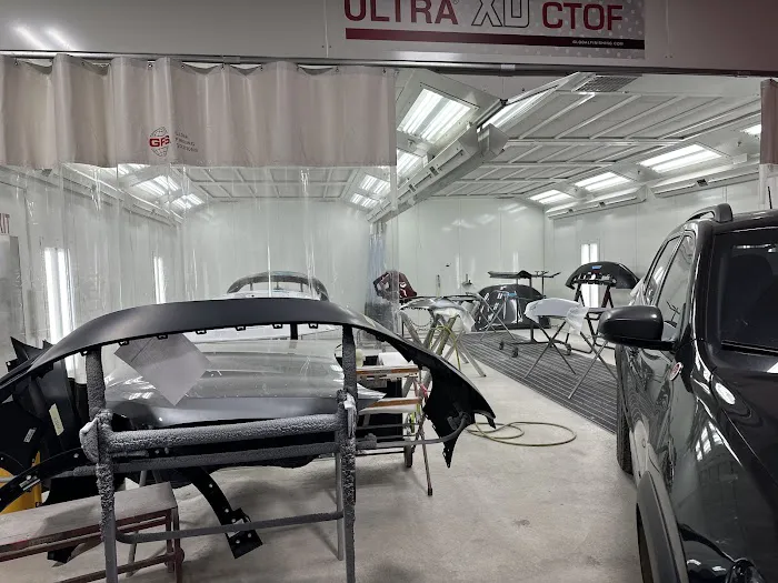 LaFontaine Collision Center & Body Shop of Lansing 3