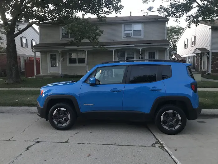 LaFontaine Collision Center & Body Shop of Lansing 8
