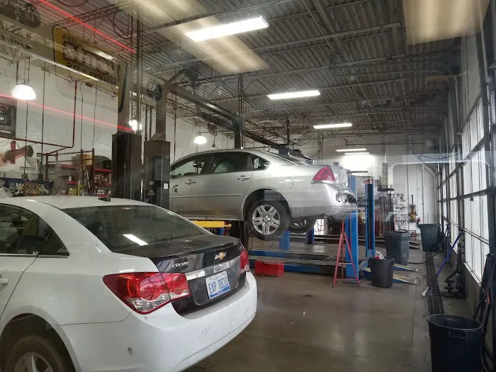 Dykstra's Auto - Larch St. 1