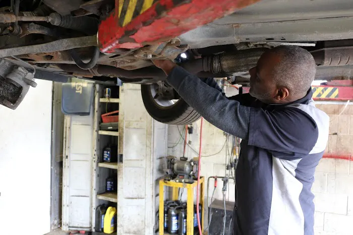 Low Cost Auto Repair 8