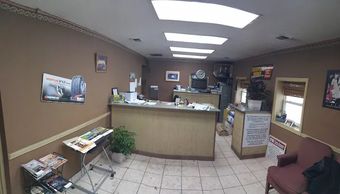 D & M Auto Repair 3