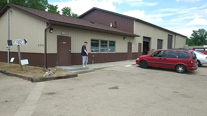 Lafayette Auto Parts 5