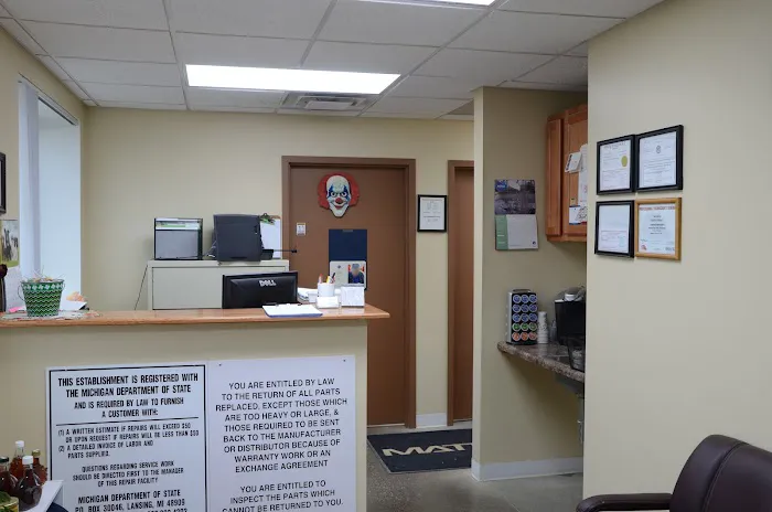 Brad Gray's Auto Body LLC 3
