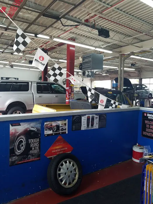 Columbia Auto & Tire‎ 5