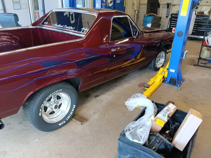 Senter Family Auto Repair 4