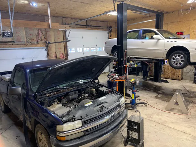 Humphrey's Auto Repairs 8