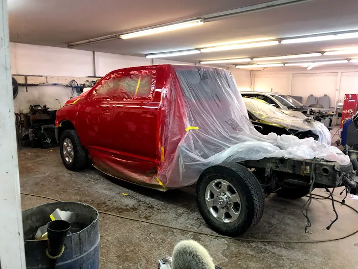 Autokraft Auto Body LLC 8