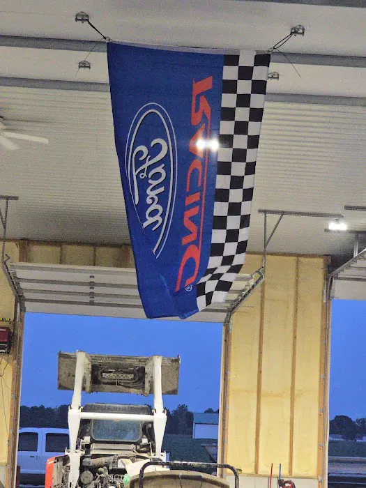 B&T Auto Farm & Fleet Repair 5