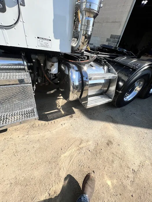 Big Truck Detailing LLC 4