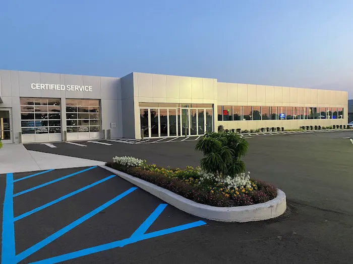 Harvey Cadillac Service Department 6