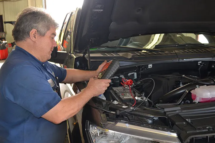 East Beltline Auto Repair 4