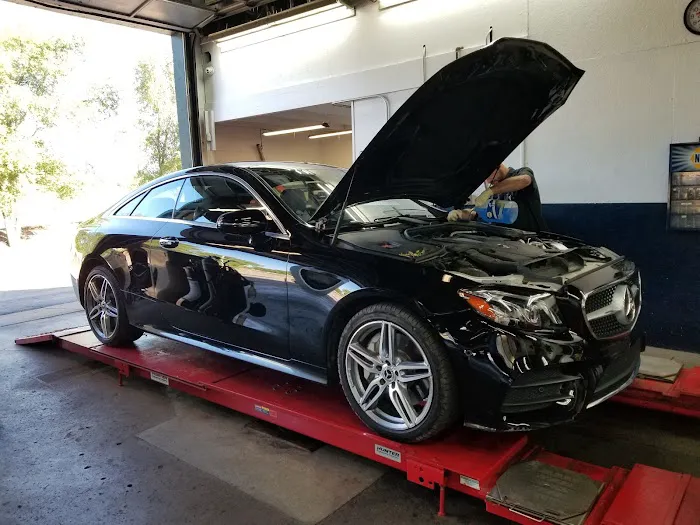 Auto Centric 2